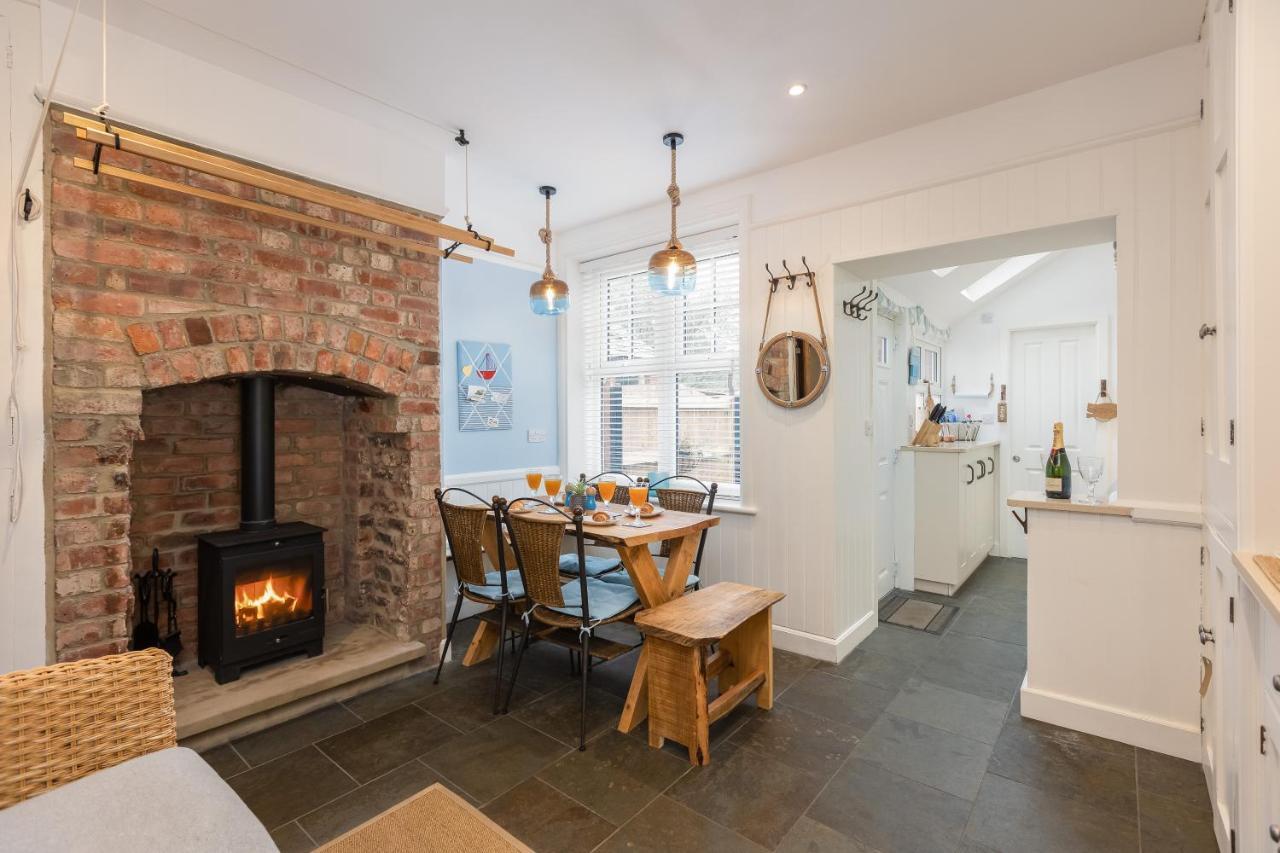 Robin Hood'S Bay Coastguard'S Cottage With A View 外观 照片